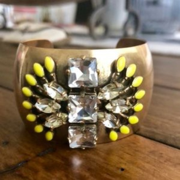 :: S&D⚜️🌞Yellow+Gold Norah Statement Cuff - Picture 7 of 8